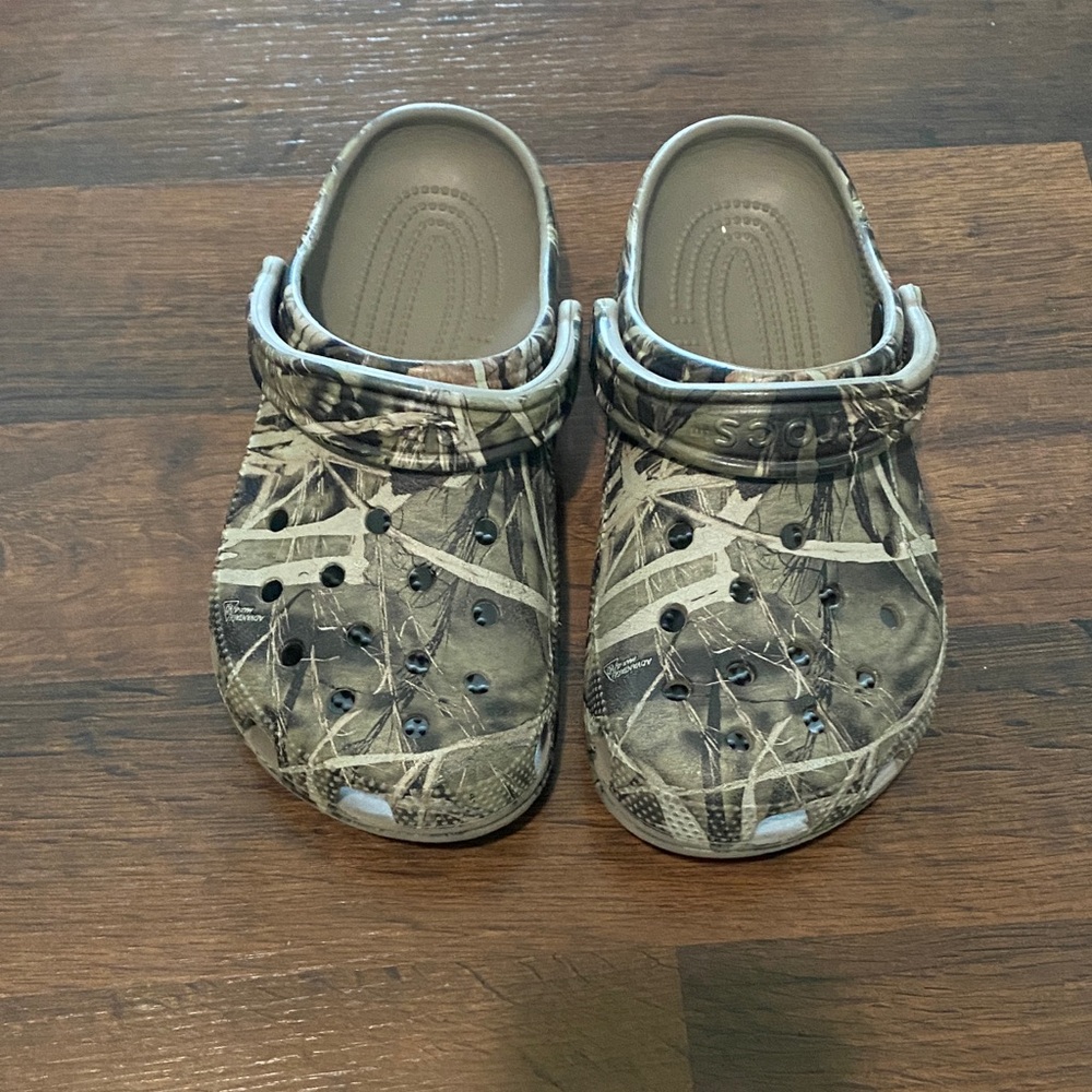 CROCS Kids Camouflage Water Shoes